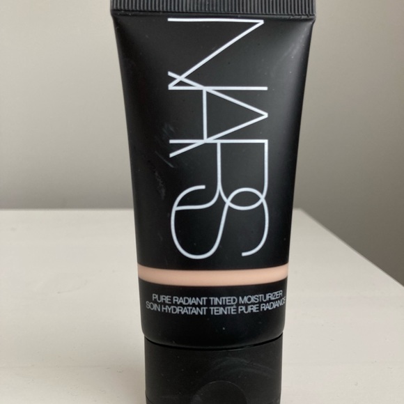 Nars tinted moisturizer - Picture 3 of 3
